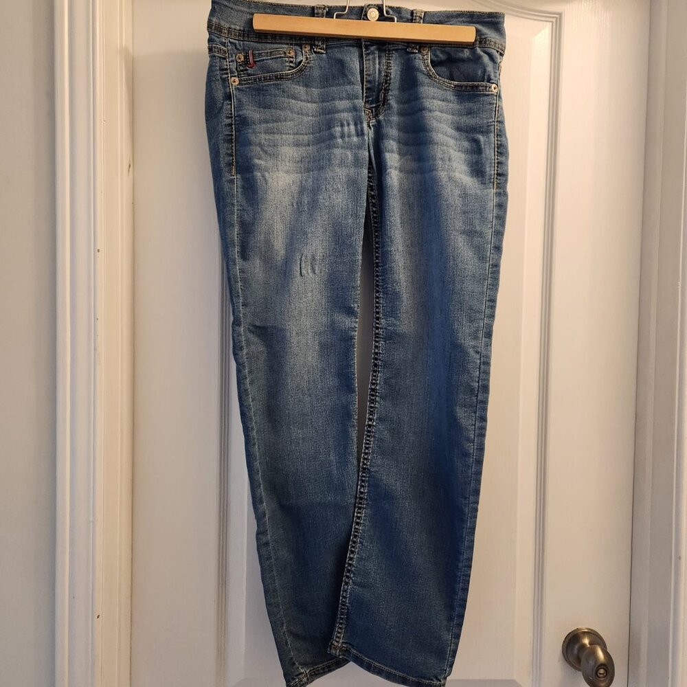 U.S. Polo Assn. Jeans Women's size 7/8 Short, Waist 32" straight leg blue denim